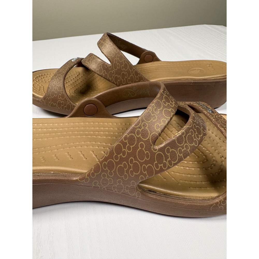 Crocs Disney Mickey Mouse Patricia Strappy Wedge Sandals Womens 8 Brown Bronze - Picture 13 of 13